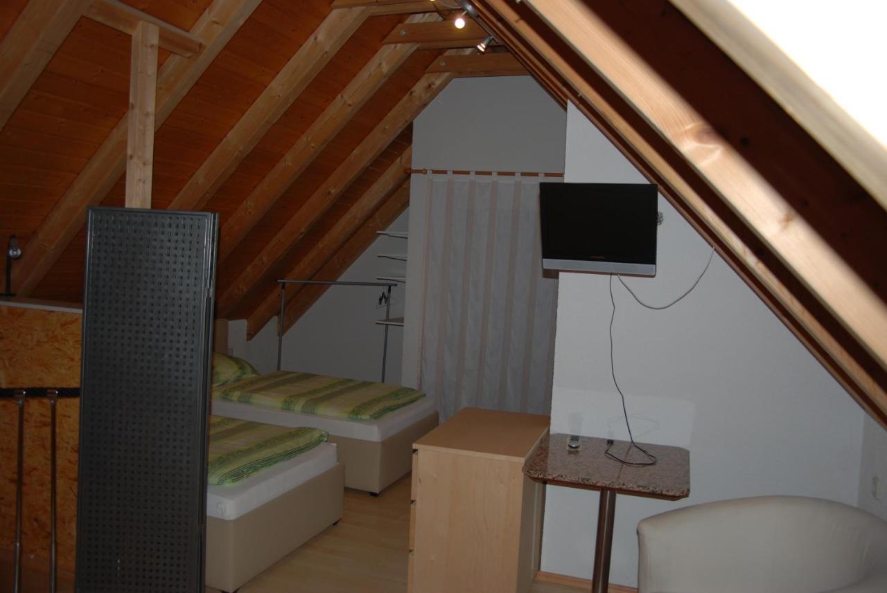 Ferienwohnungen Schaefer Obersulm Exterior photo